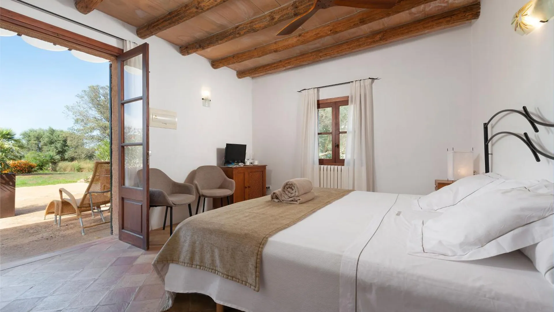 Country house Sos Ferres D'En Morey Guest House Manacor