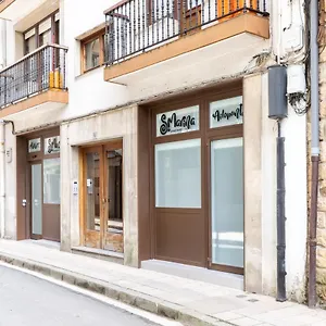 santa-marina-apartamentuak-zarautz.basquecountryhotels.org/