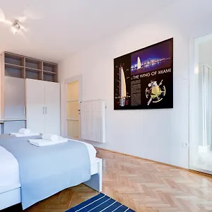 https://apartment-slovenska-street.hotels-in-ljubljana.com